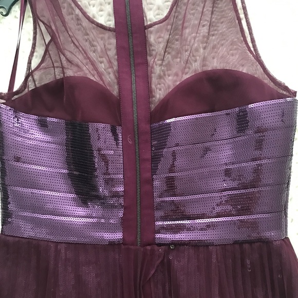 Beautiful dress New!!! Bcbgmaxazria - Picture 5 of 6